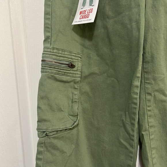 Celebrity Pink Wide Leg Cargo - Picture 4 of 12